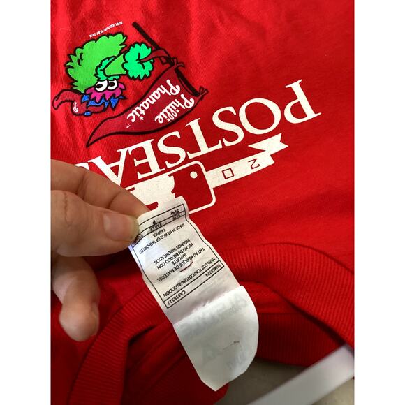 Christmas T-shirt Post Season Red Short Sleeve for Kids Size S(4) - Picture 6 of 7